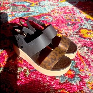 Tortoiseshell black platform croc sandals